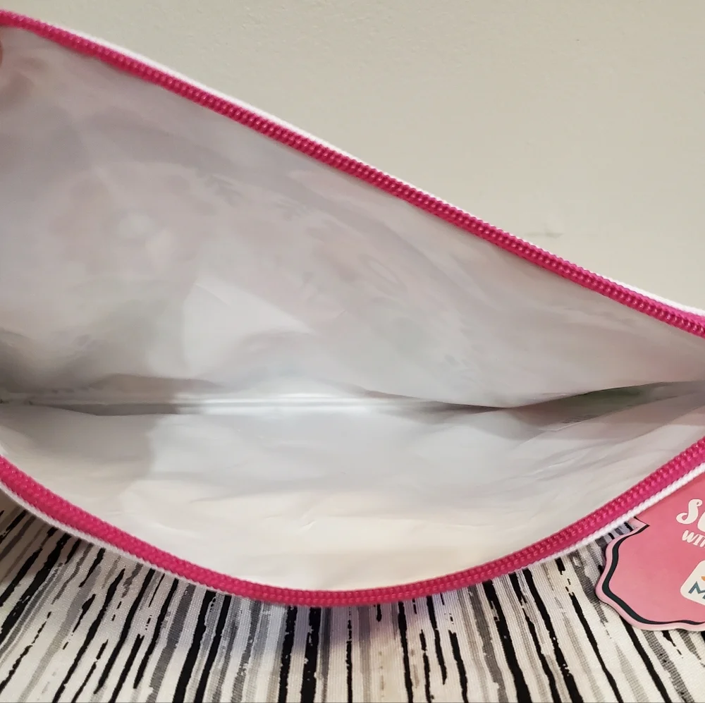 Floral Pink Swim Suit Sack with Touchscreen Compatible Compartiment 9in x 12in - Picture 3 of 4